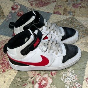 Nike Kids Sneakers - White, Red, and Black size 6.5